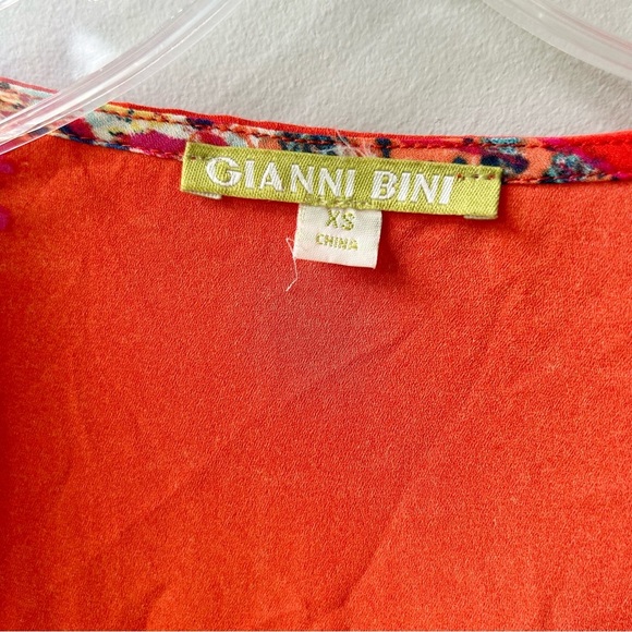 Gianni Bini red abstract medallion print kimono style cover up with pompom trim - Picture 4 of 7